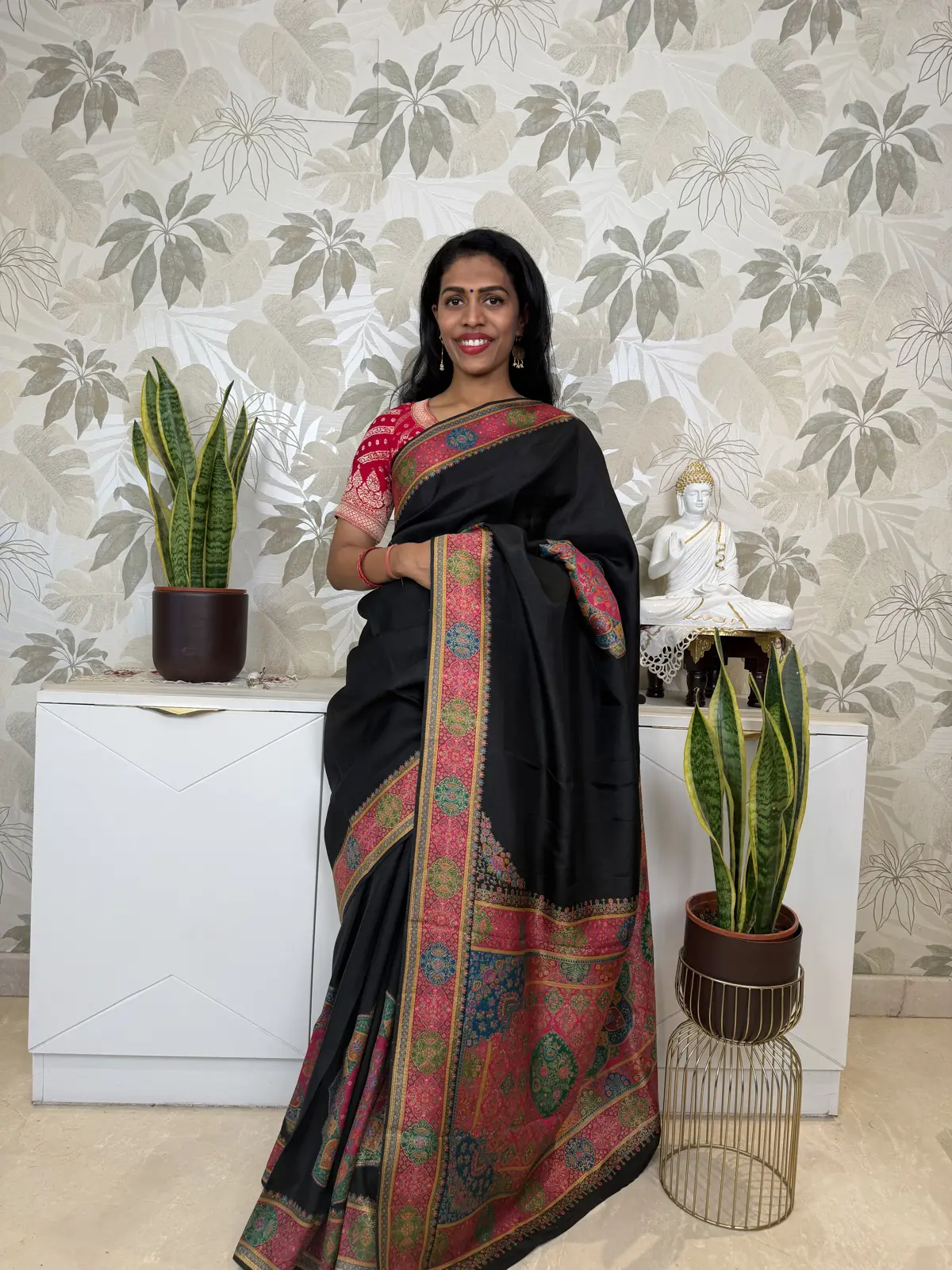 Black Kani Silk Saree with Traditional Kani Weave